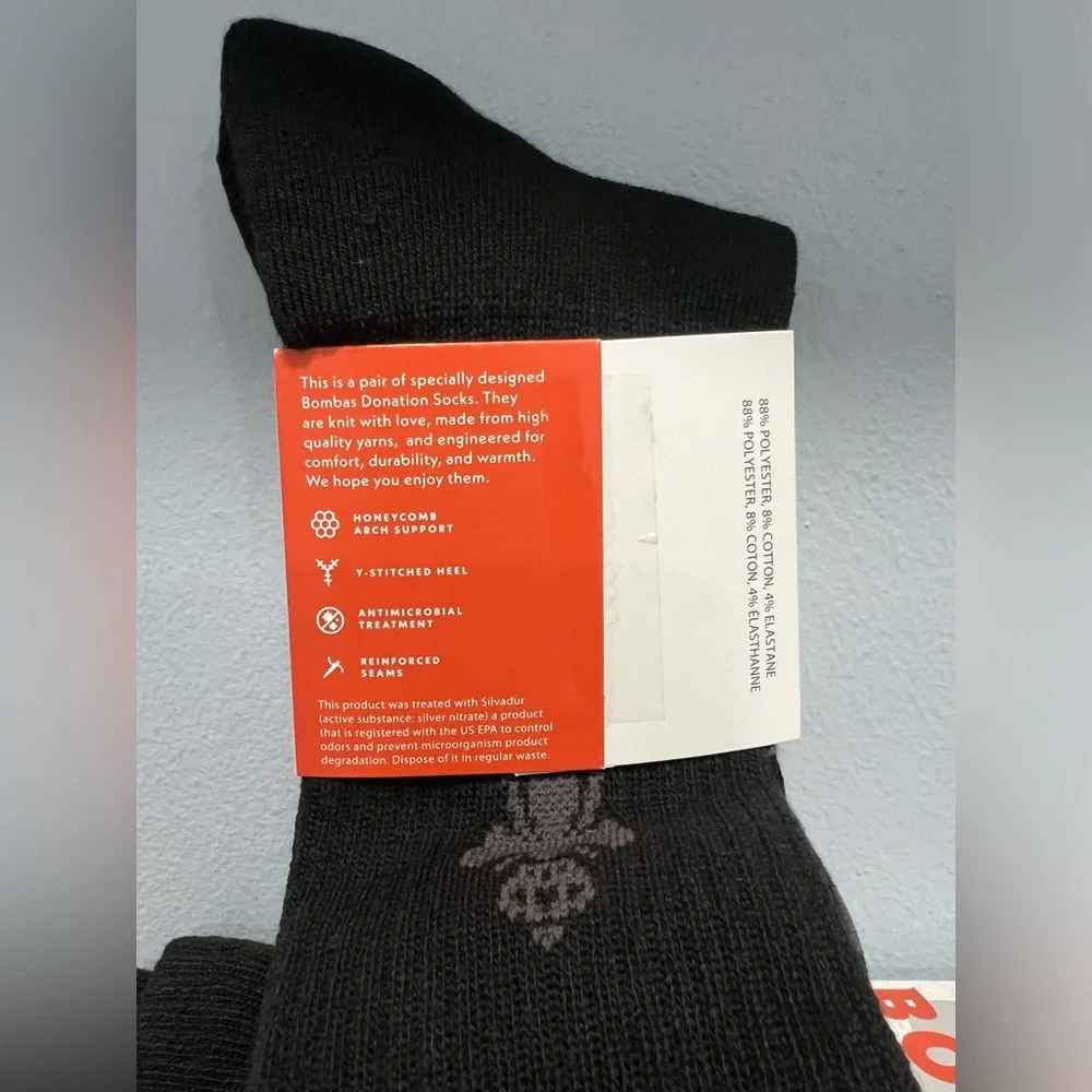3 BOMBAS NEW Black Unisex Crew Style Socks SIZE MEDIUM Mens 6-9 Womens 8-10.5